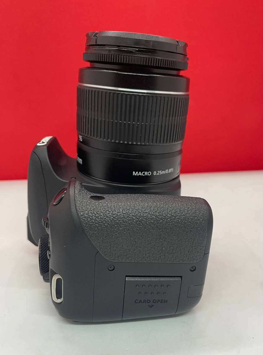 Canon EOS 800d slr camera