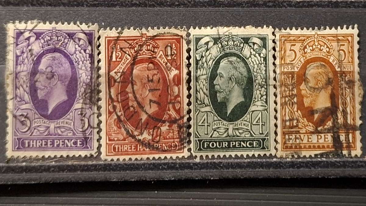 1934-1936 - UK - 1½P + 3P + 4P + 5P -  King George VI