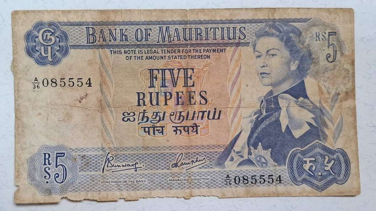 1973-1982 - Mauritius - 5 Rupees - Signatures: Mr. G. Bunwaree, Sir I. Ramphul - Demonetised Yes - A