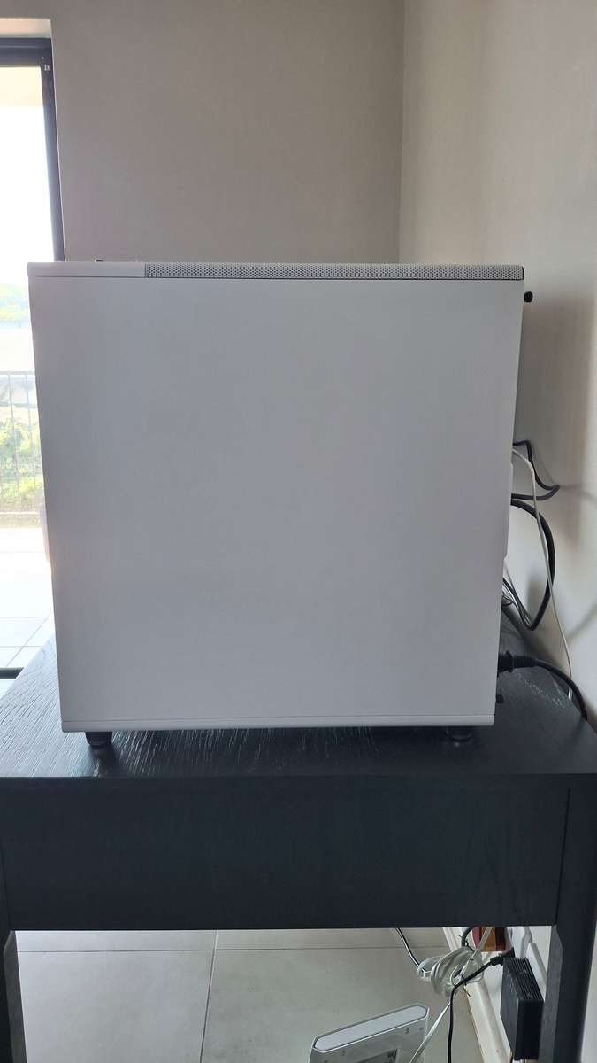 Modern High end Desktop Computer [Gaming PC]