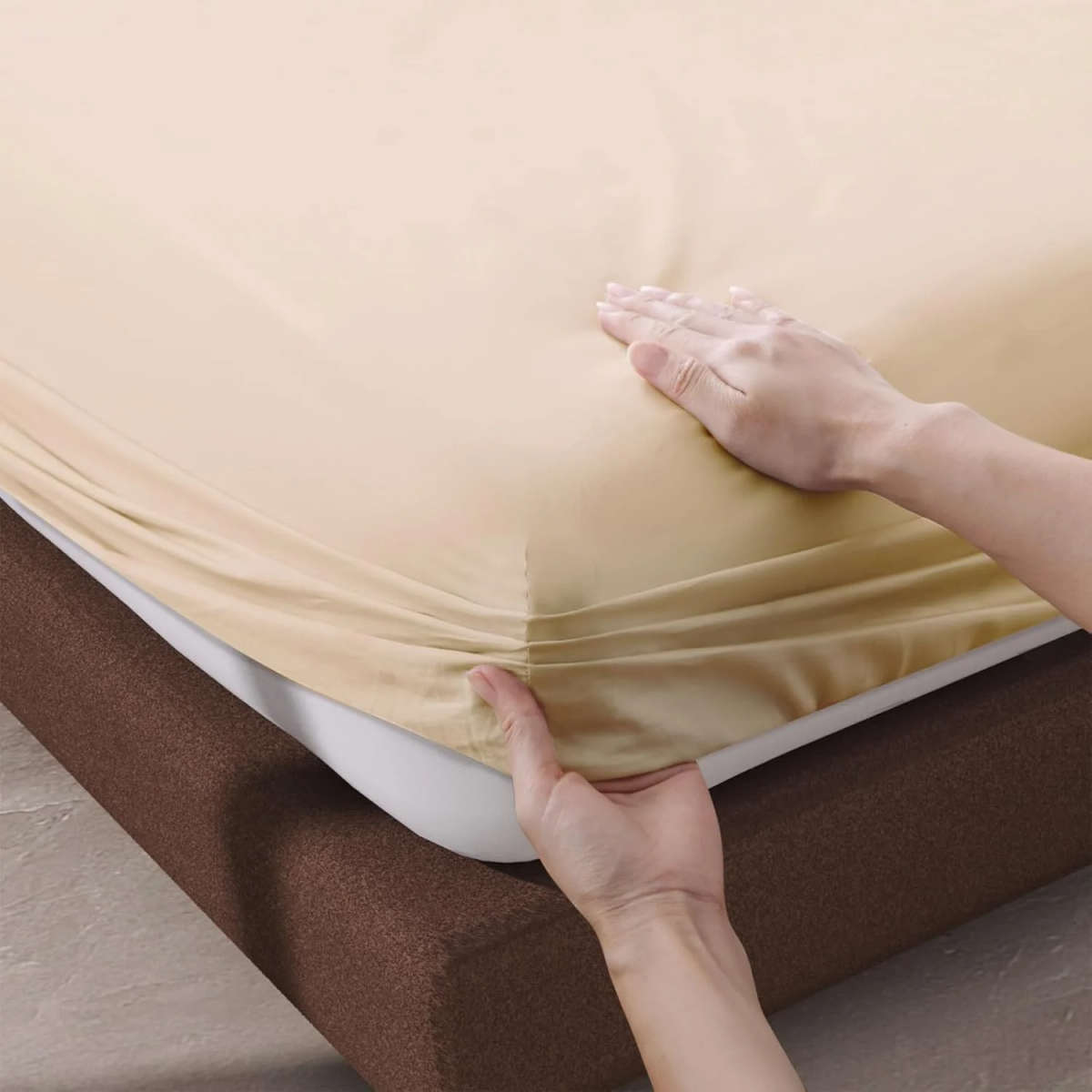 Queen Size Microfibre Fitted Sheet - Peach