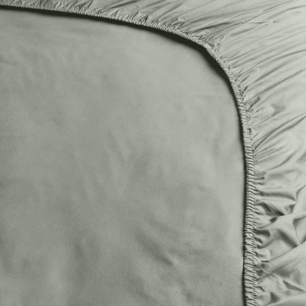 Queen Size Microfibre Fitted Sheet - Light Sage