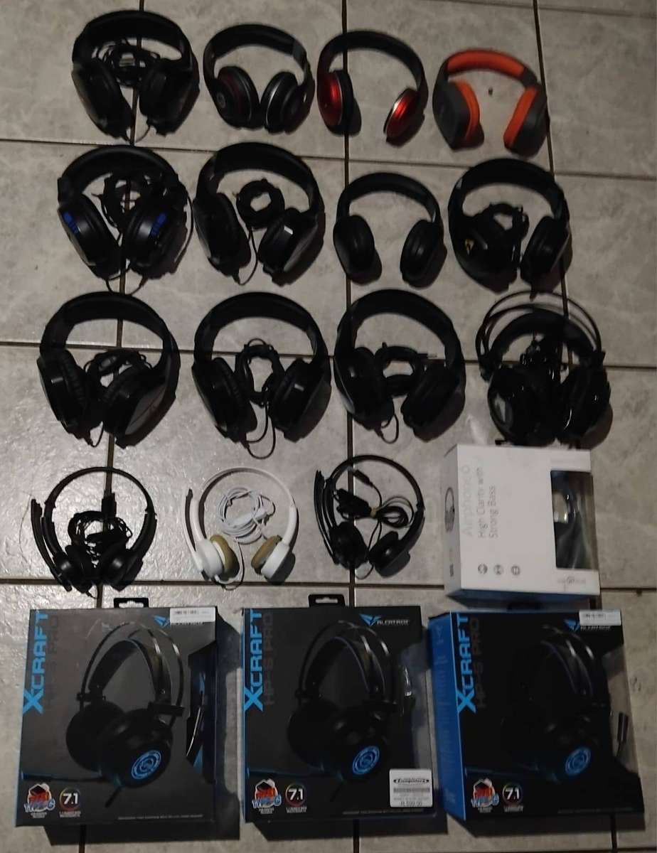 Weekend Special! No Reserve! Bulk Lot of 56 Mixed Headphones - Untested - Bargain!!