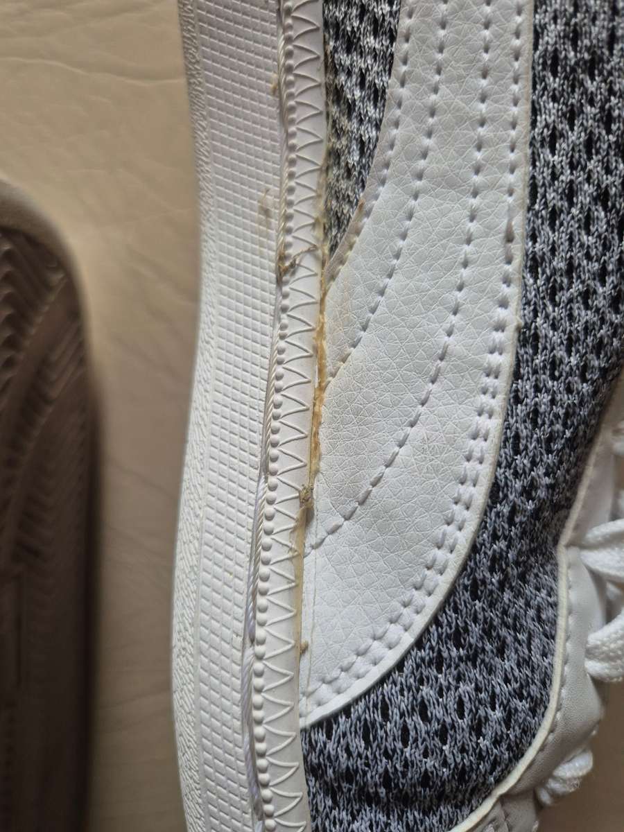 PUMA SNEAKERS SIZE UK 7