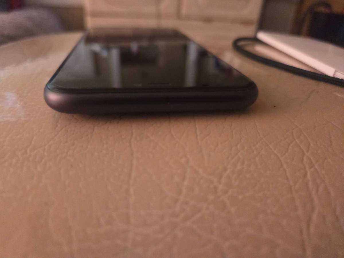 LATE ENTRY IPHONE 11 128 GIG BLACK PLEASE READ FIRST