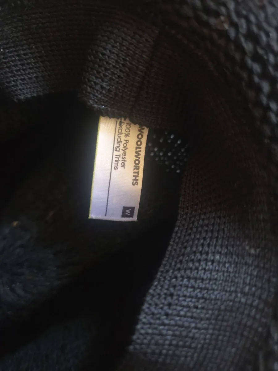 WOOLWORTHS LADIES HAT