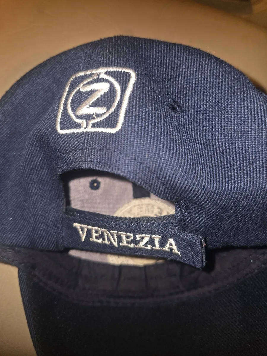 VENEZIA CAP FROM VENUS
