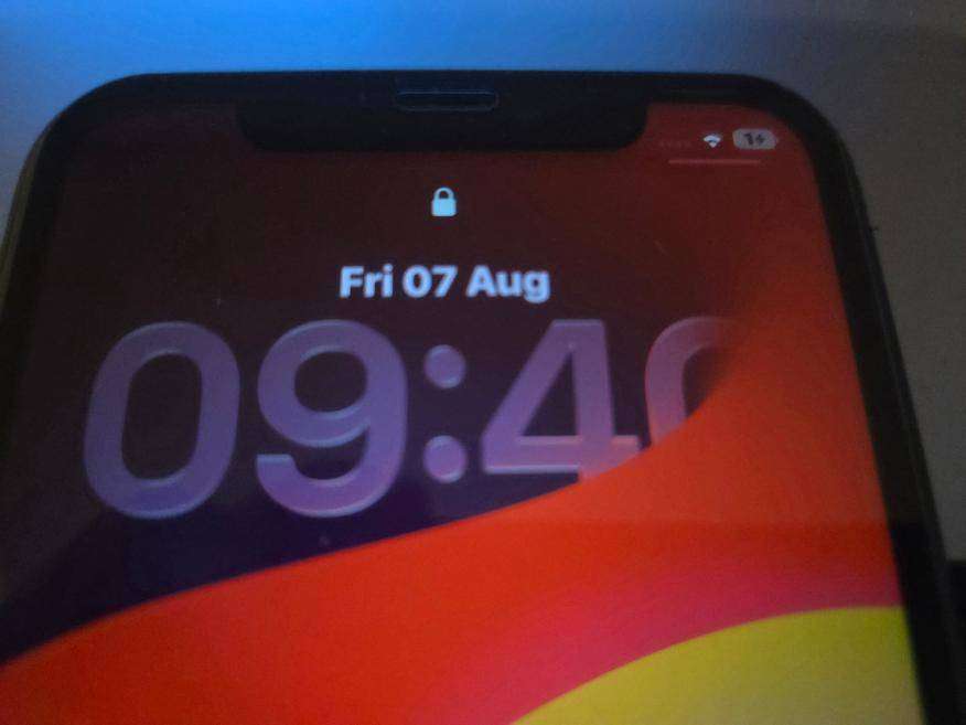 LATE ENTRY IPHONE 11 128 GIG BLACK PLEASE READ FIRST