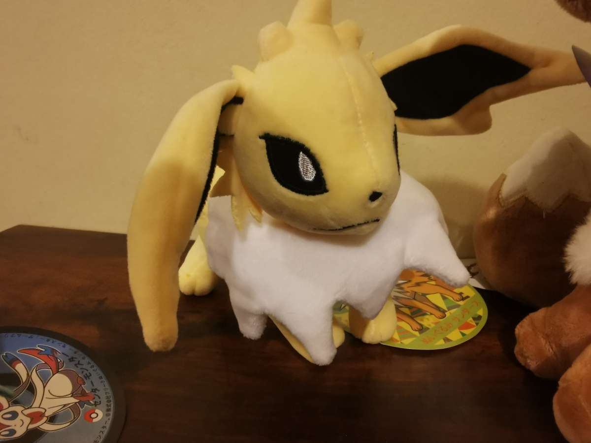 Pokémon Plushy Collection - Evee and Friends