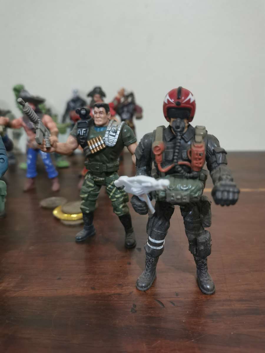 Action Figure Collection of x22 Individuals - see pics