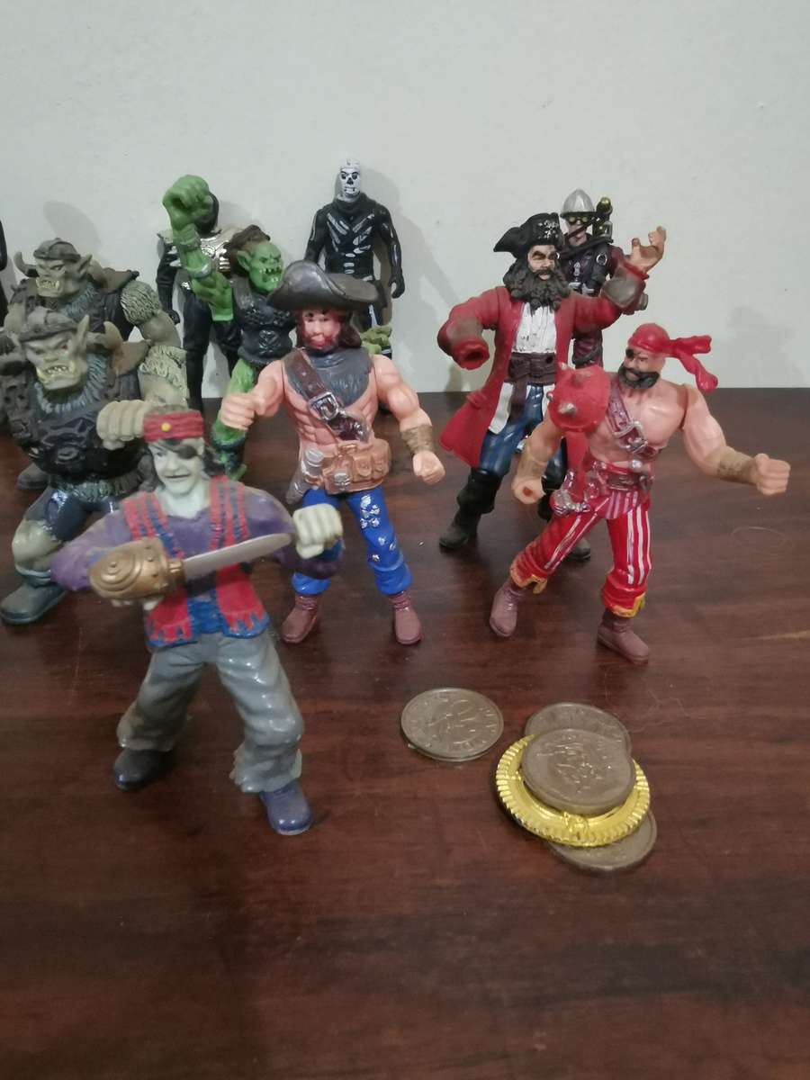 Action Figure Collection of x22 Individuals - see pics