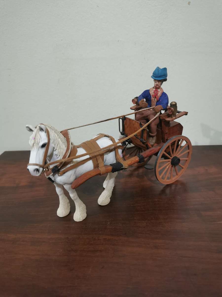 Highly Detailed and Well-Made Vintage Horse and Carriage Figurine