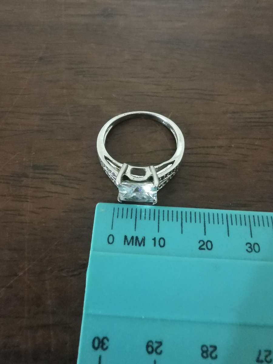 Breathtaking Sterling Silver Ring with a Large Center Stone