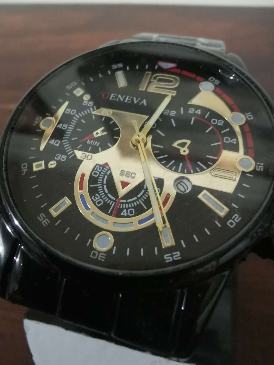 Stunningly Designed Men's Watch