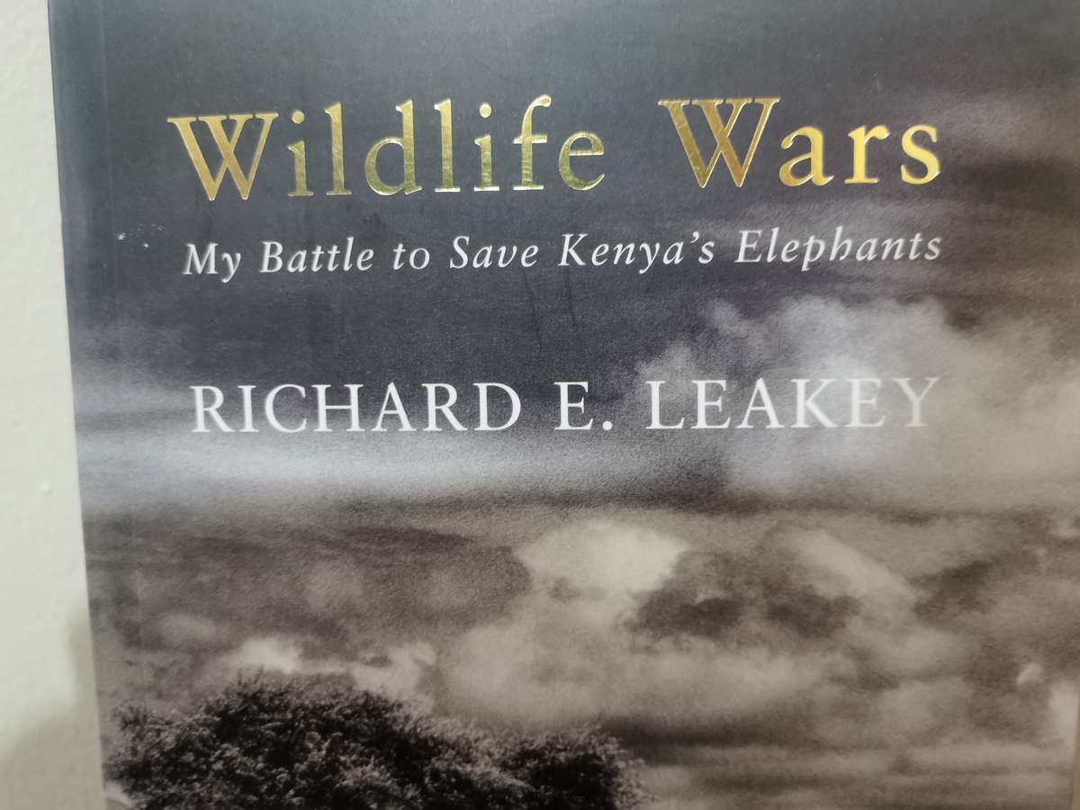 Wildlife Wars by Richard E Leakey