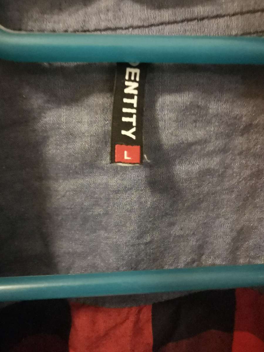 Identity Long-Sleeved Checkered Shirt - Size L