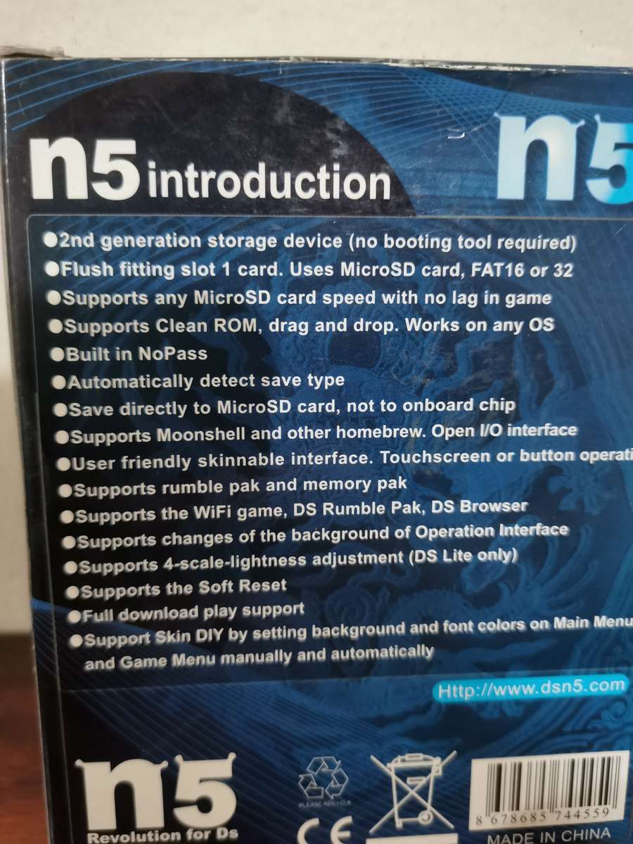 Nintendo DS Combo - see pics and description