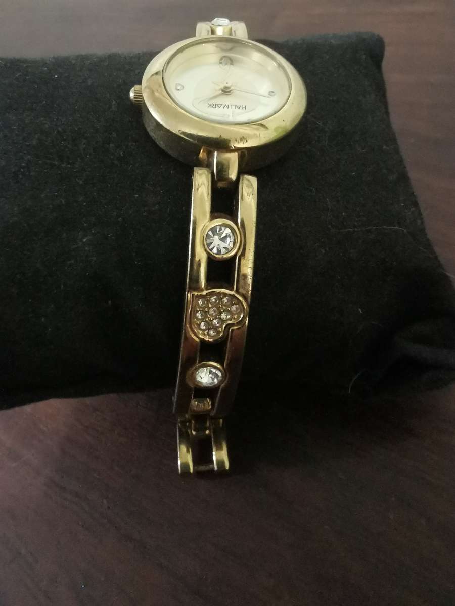 Absolutely Gorgeous Hallmark Watch for Ladies