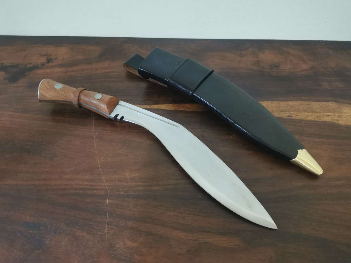 Gurkha Kukri by Windlass Metalworks - 30cm blade and 43cm total