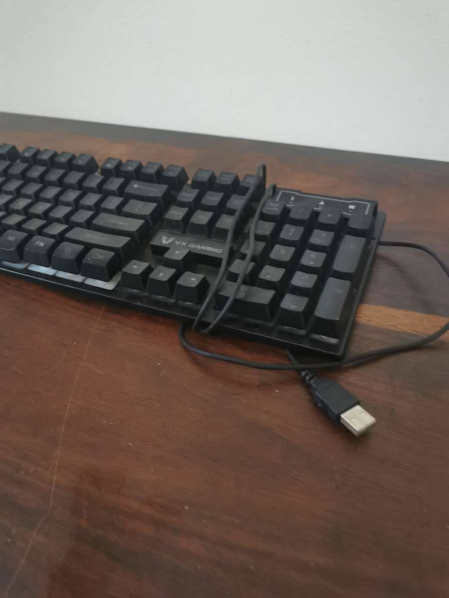 VX Gaming Keyboard - like new