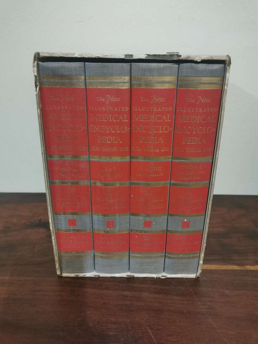 Vintage The New Illustrated Medical Encyclopedia Box Set Books