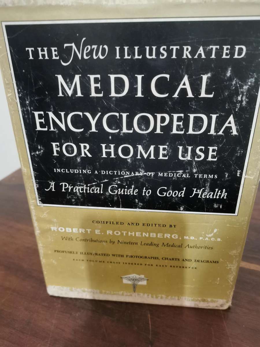 Vintage The New Illustrated Medical Encyclopedia Box Set Books