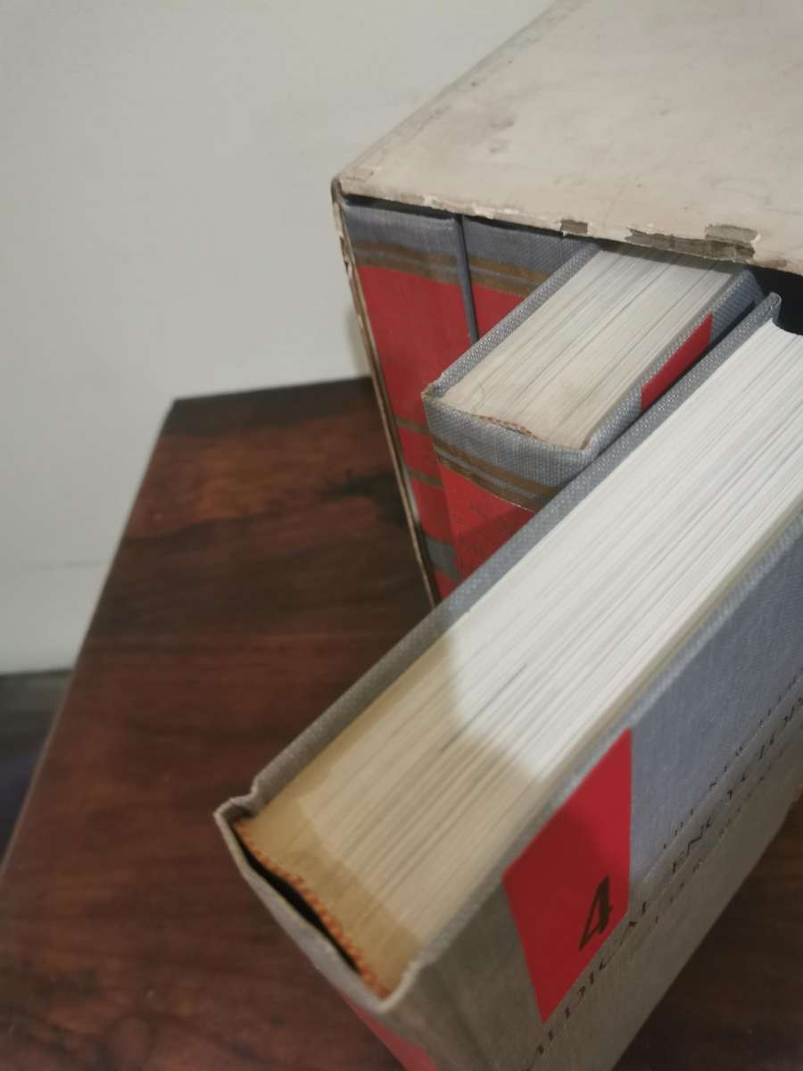 Vintage The New Illustrated Medical Encyclopedia Box Set Books