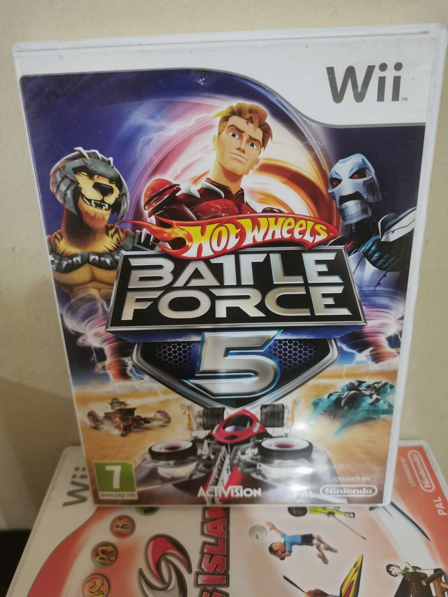 Nintendo Wii Console with Games and Accessories