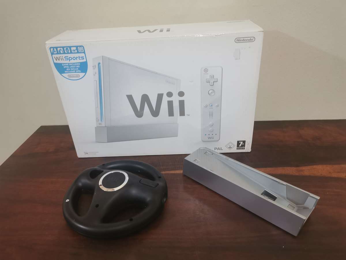 Nintendo Wii Black Console complete with Box and Manuals
