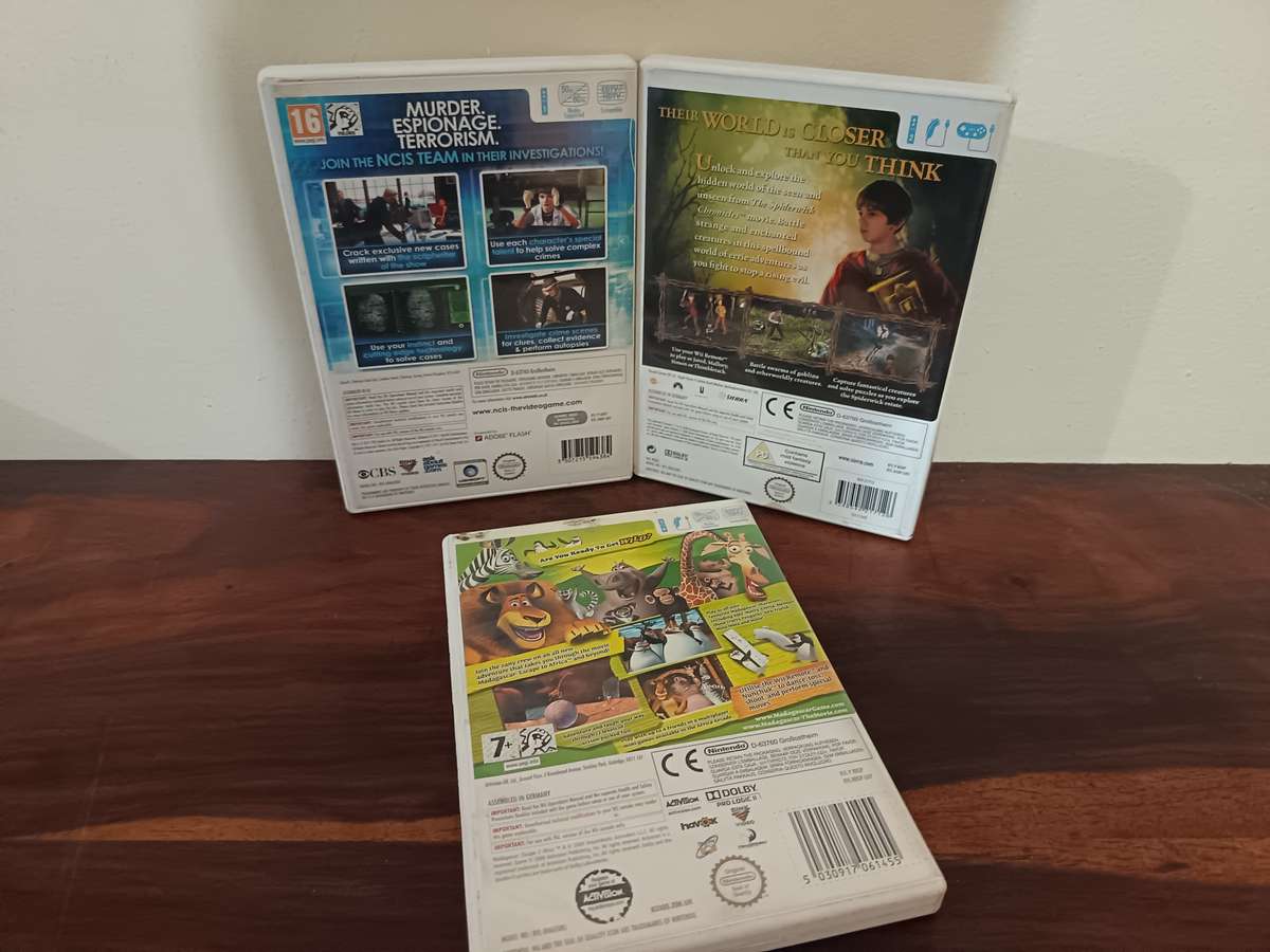 Nintendo Wii Game Selection with Booklets