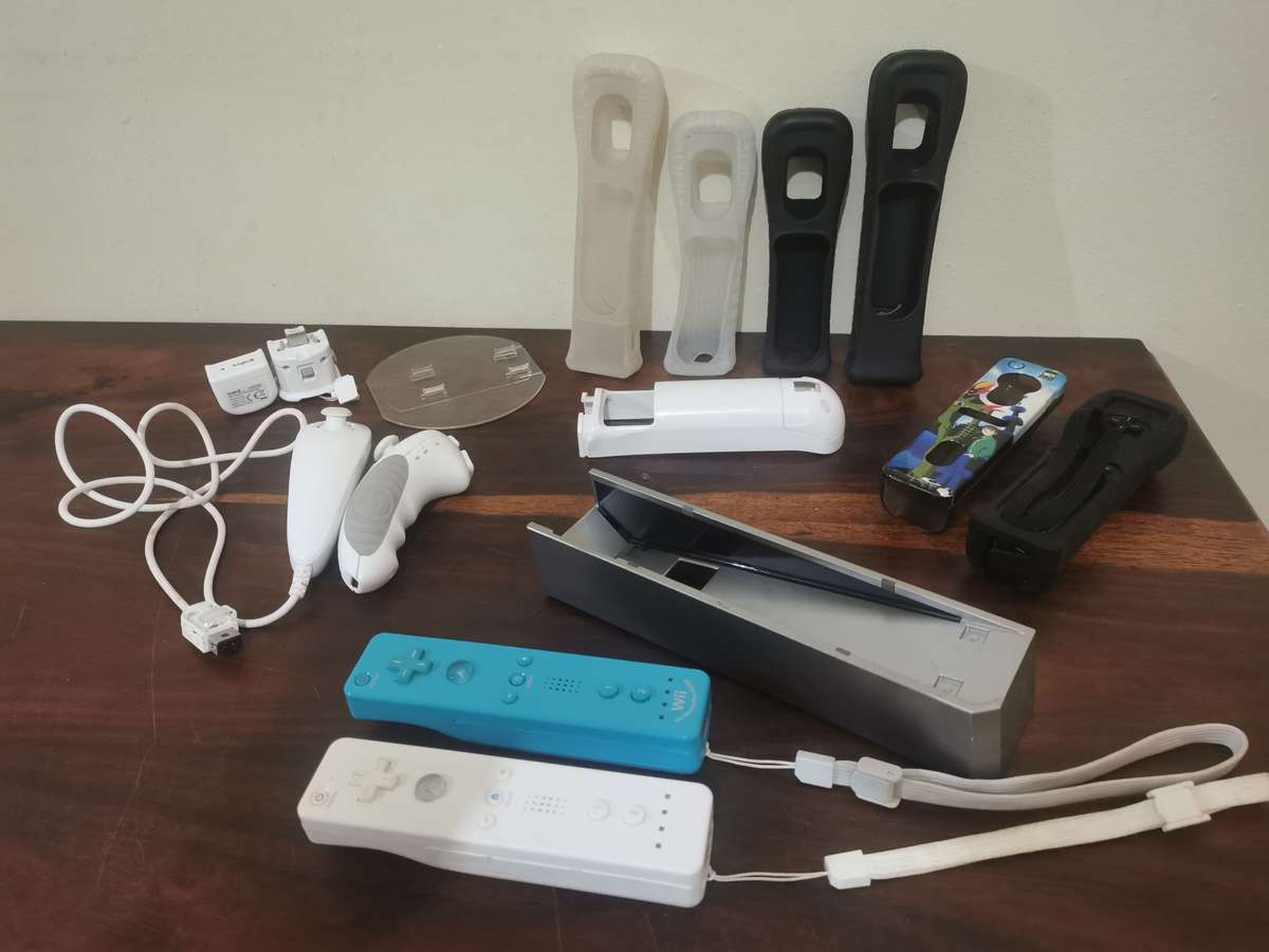 Nintendo Wii Controllers Plus Extras