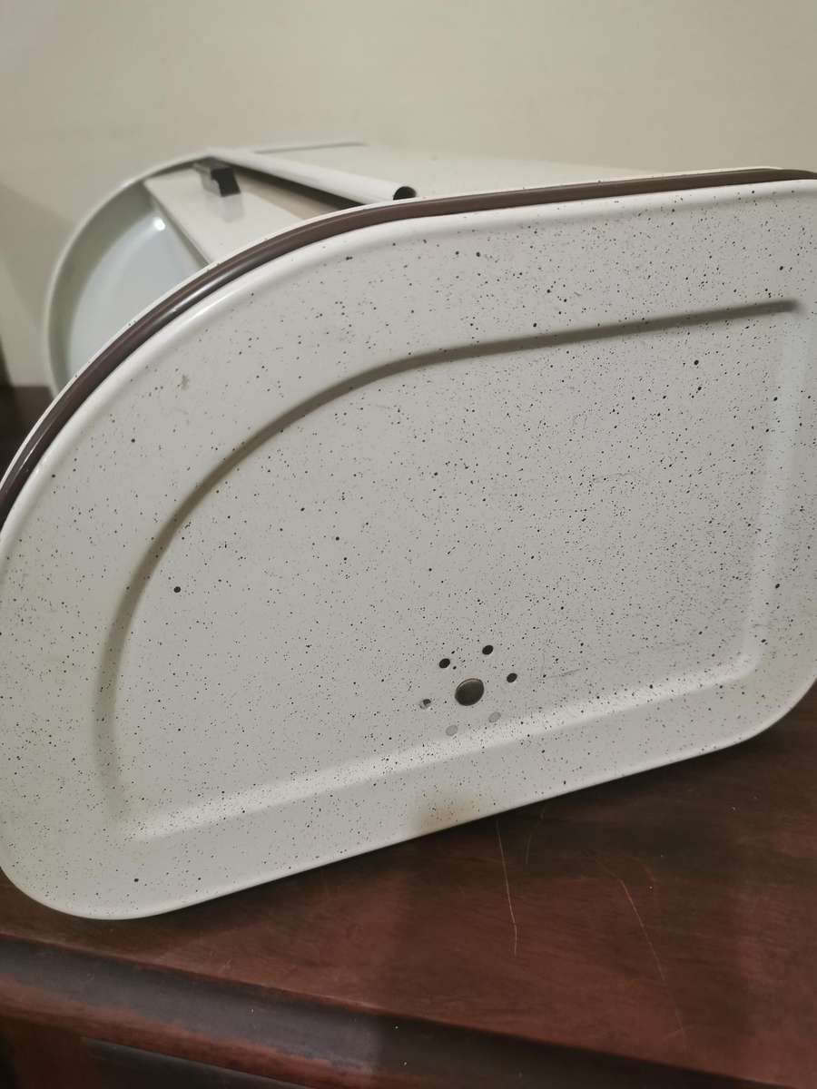 Vintage Hendlers Bread Bin in Perfect Condition - 43cmx18cmx23cm