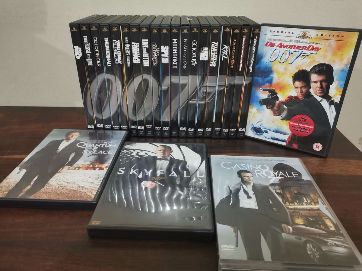 Ultimate 007 James Bond Movie Collection on DVD