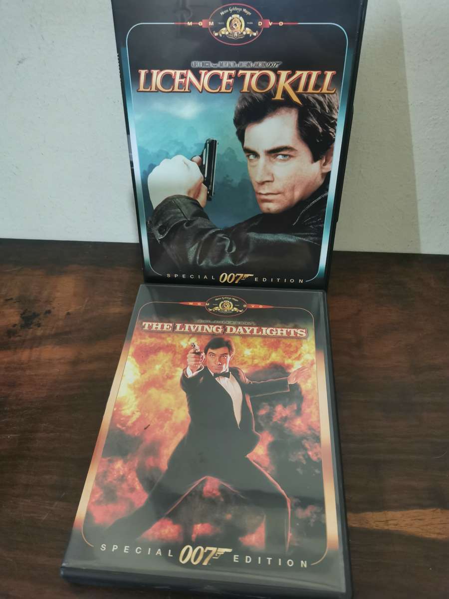 Ultimate 007 James Bond Movie Collection on DVD