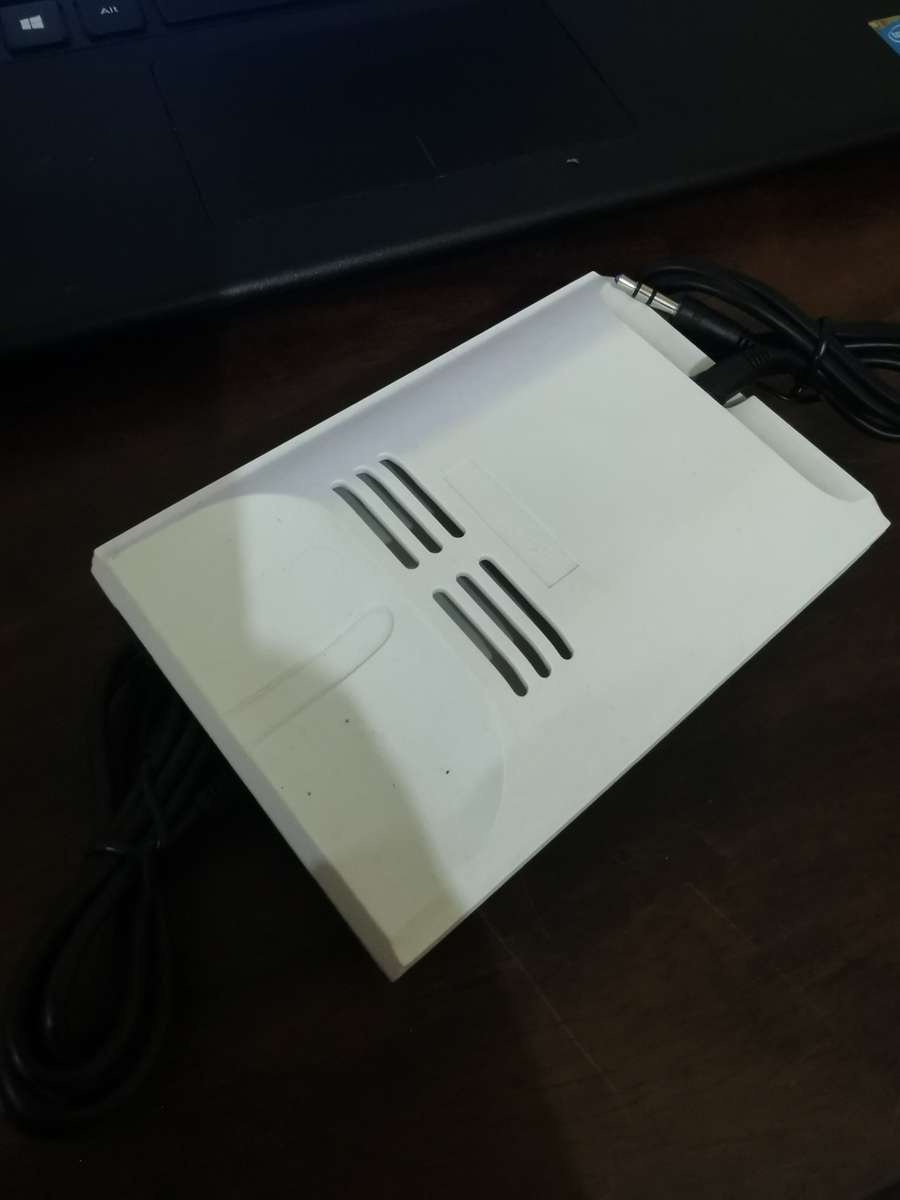 DELL i3 Laptop - Needs new battery and hard drive