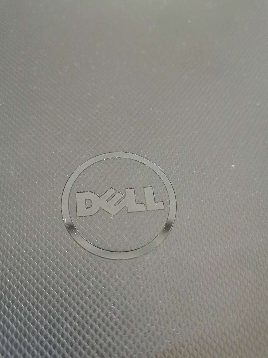 DELL i3 Laptop - Needs new battery and hard drive