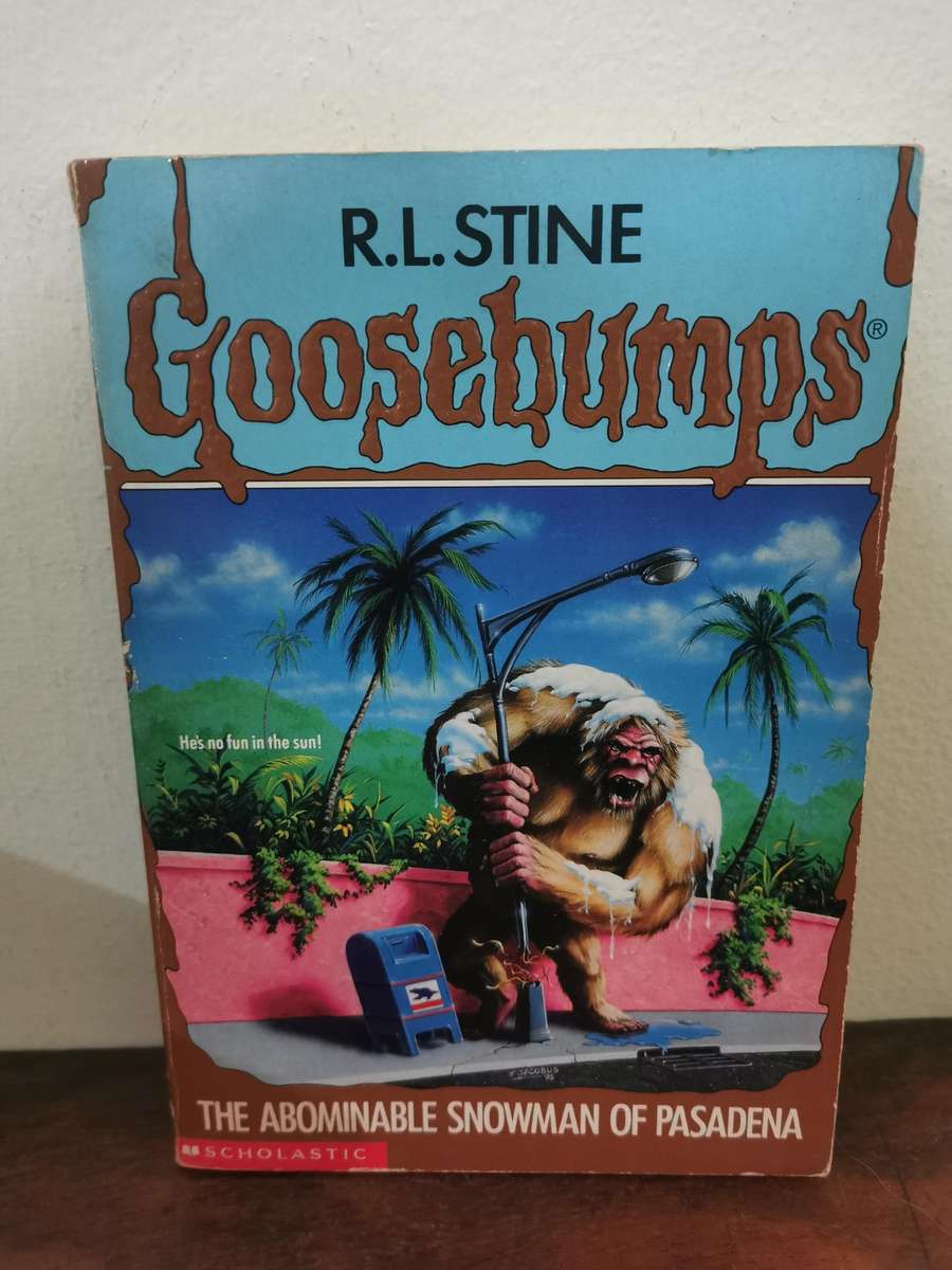 Vintage Goosebumps Books x3, including the Movie on DVD