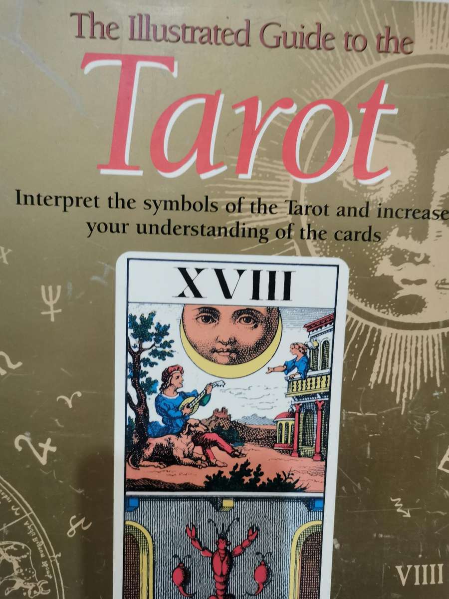 The Illustrated Guide to the Tarot Book