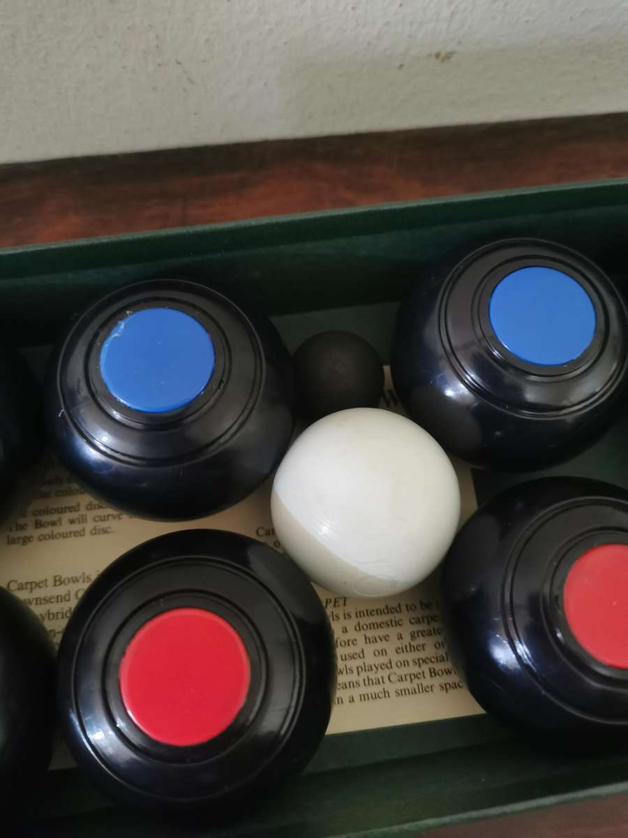 Townsend Croquet LTD Mini Carpet Bowls Set made in England