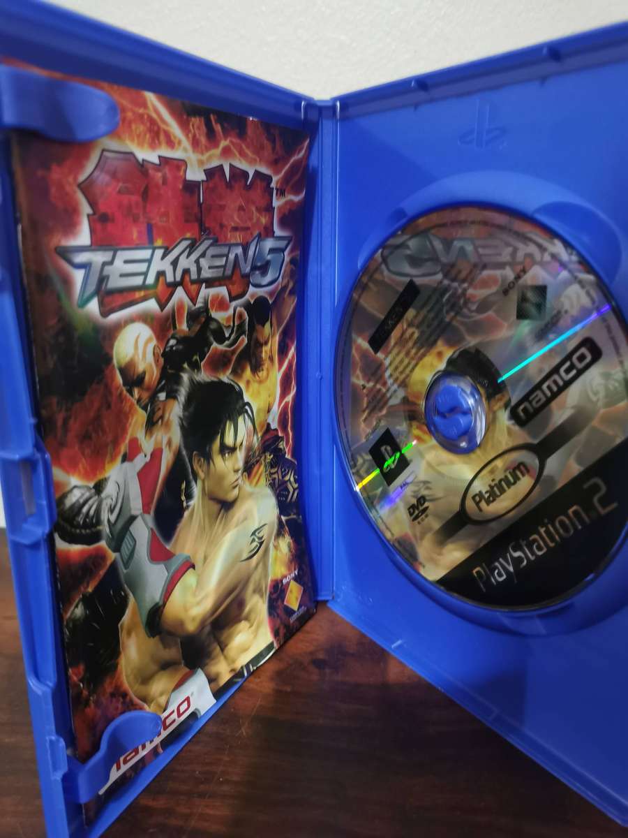 Tekken 5 on PlayStation 2 with Booklet