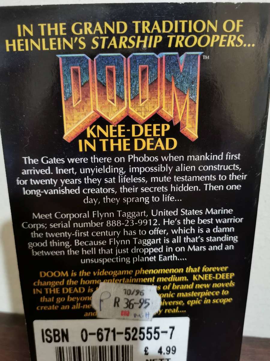 Rare Paperback Novel of DOOM, Knee-deep in the Dead from 1996
