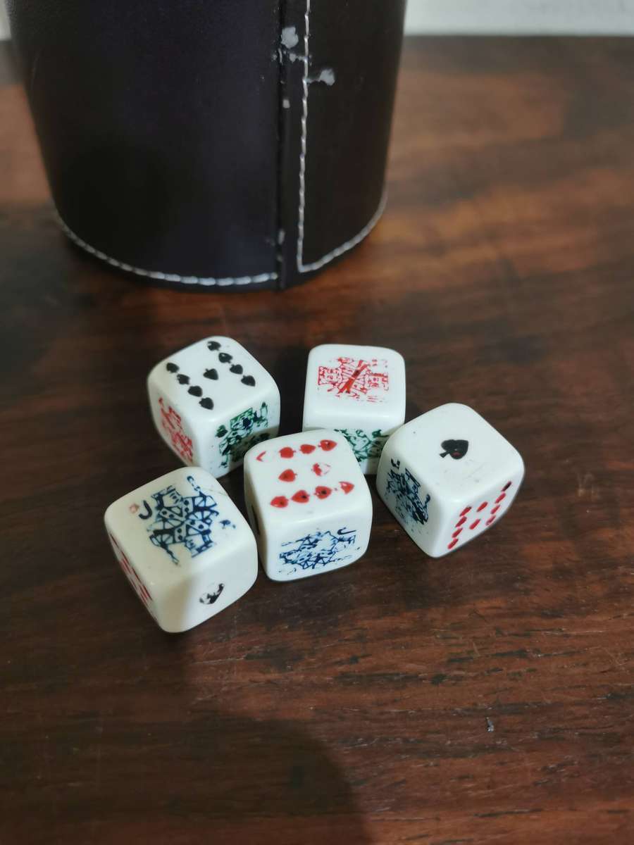 Vintage Poker Dice Set