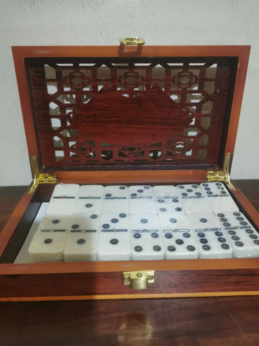 Lovely Domino Set in Wooden Case