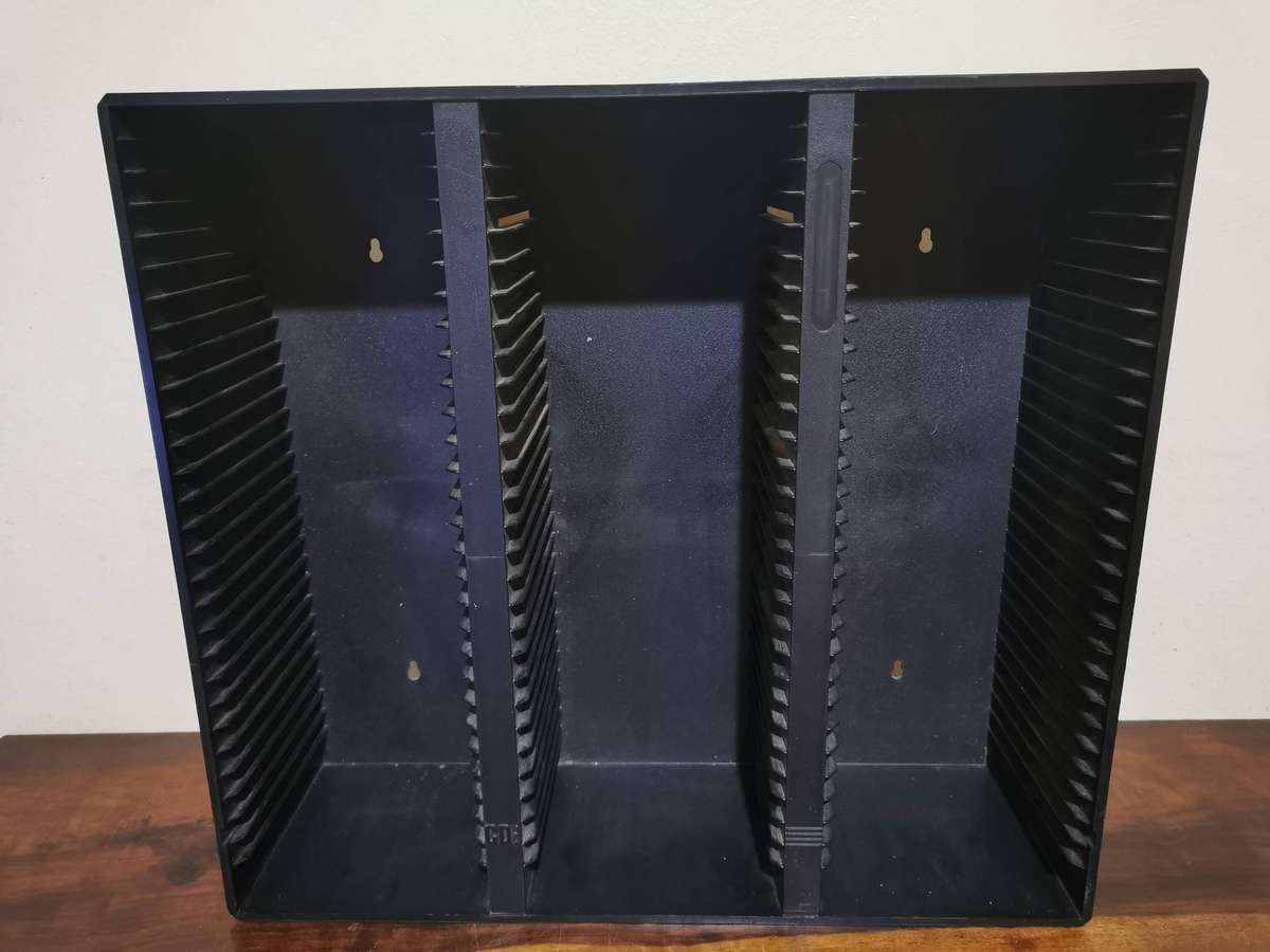 CD Rack Holding 87 CDs