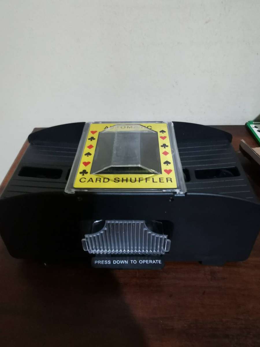 Card Shuffler PLUS Poker Keeno Game