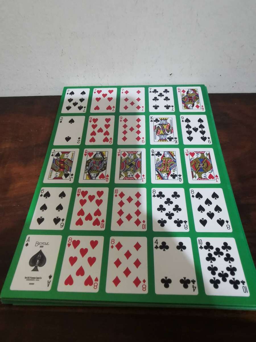 Card Shuffler PLUS Poker Keeno Game