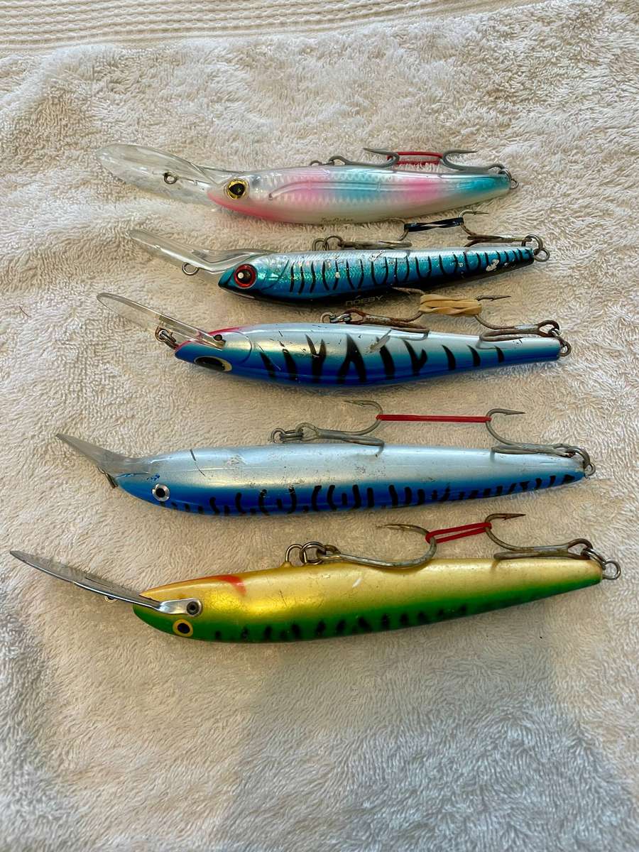 5x Fishing trolling lures
