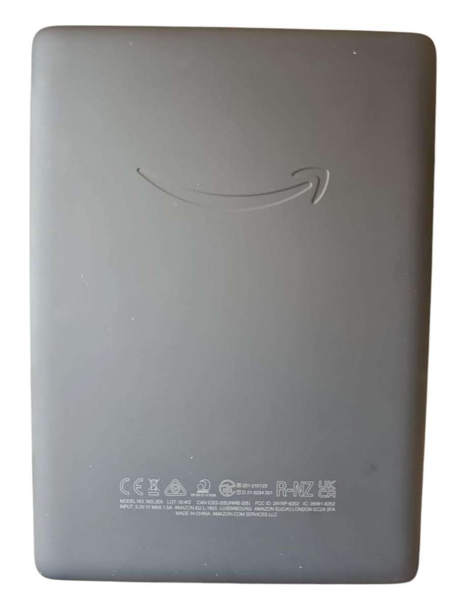 Amazon Kindle Paperwhite - 11th Generation - 16GB - Wi-Fi - 6.5 Inch with Case (Waterproof)