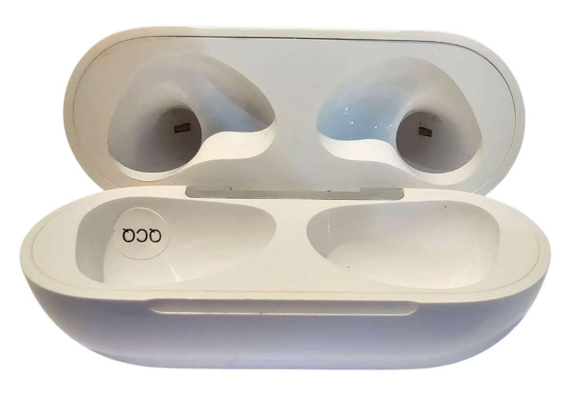 Genuine Apple AirPods Lightning Charging Case ONLY - A2566 / 8 for AirPods 3