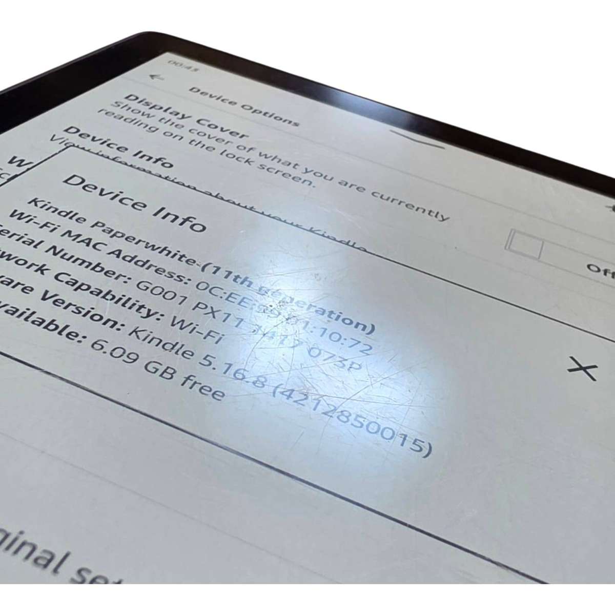 Amazon Kindle Paperwhite (11th Gen)  8GB | No Ads | 6.8 - Scuff marks on screen